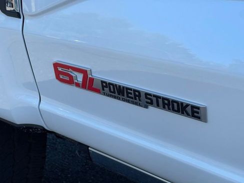 New 2025 Ford F250 Platinum w/ Platinum Plus Package image 6