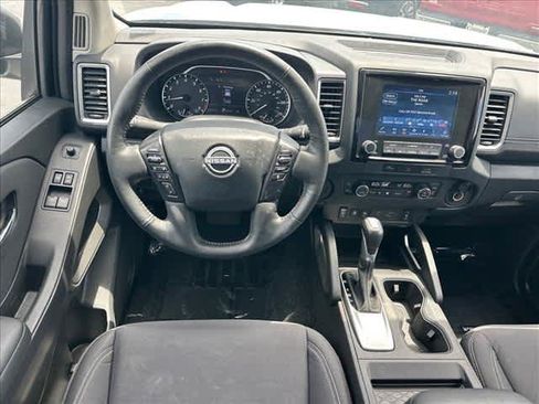 Certified 2024 Nissan Frontier SV w/ SV Convenience Package RWD image 10