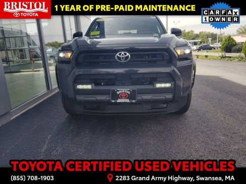 Certified 2025 Toyota 4Runner SR5 AWD/4WD image 35