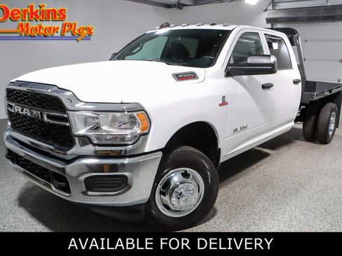 Used 2022 RAM 3500 Tradesman image 1