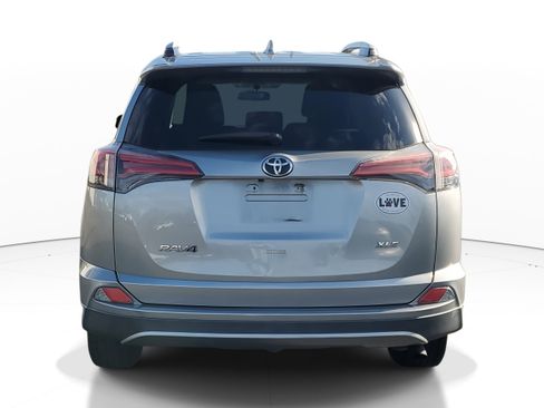 Used 2016 Toyota RAV4 XLE image 6
