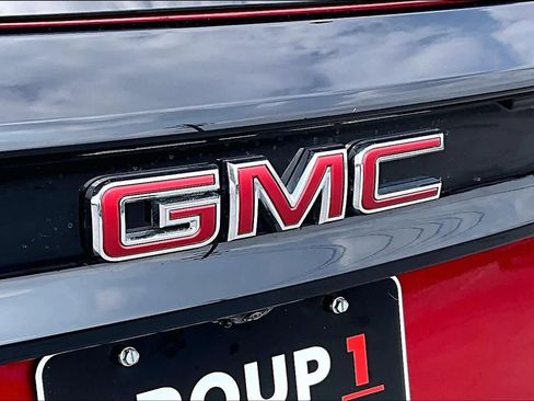 Used 2025 GMC Acadia Elevation w/ LPO, Floor Liner Package image 60