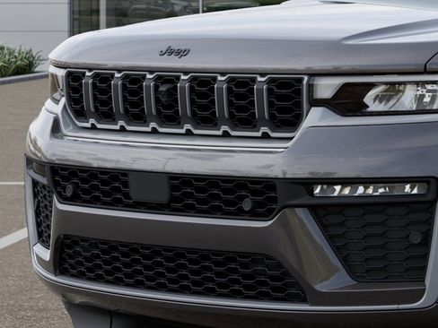 New 2026 Jeep Grand Cherokee Limited image 40