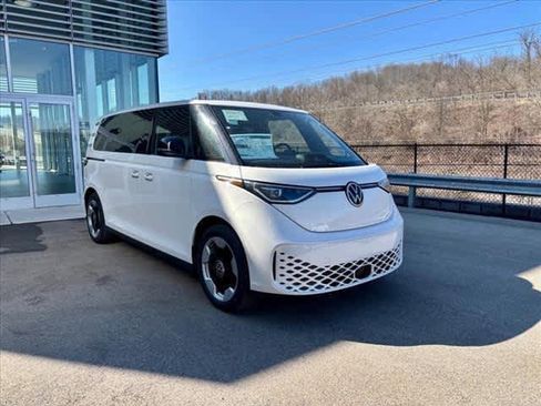 New 2025 Volkswagen ID. Buzz Pro S image 3