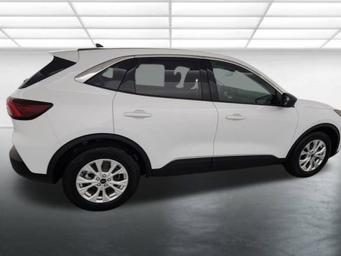 Used 2023 Ford Escape Active image 8