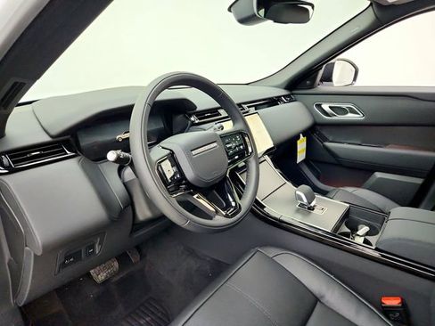 Used 2026 Land Rover Range Rover Velar S image 20