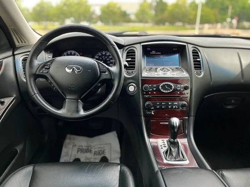 Used 2017 INFINITI QX50 AWD w/ Premium Plus Package image 13