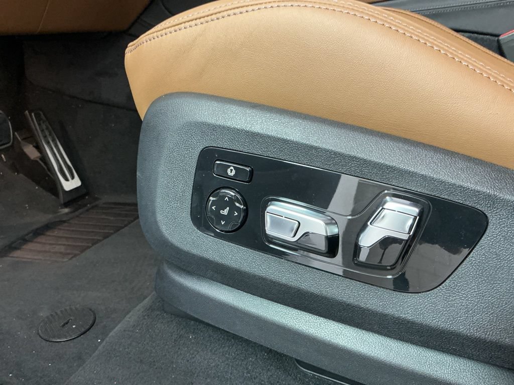 New 2026 BMW X5 M Competition w/ Executive Package AWD/4WD image 20