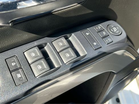 Used 2018 Chevrolet Silverado 2500 LTZ w/ Z71 Package, Off-Road image 17