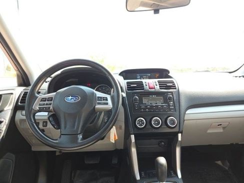 Used 2015 Subaru Forester 2.5i Premium w/ All-Weather Package AWD/4WD image 15