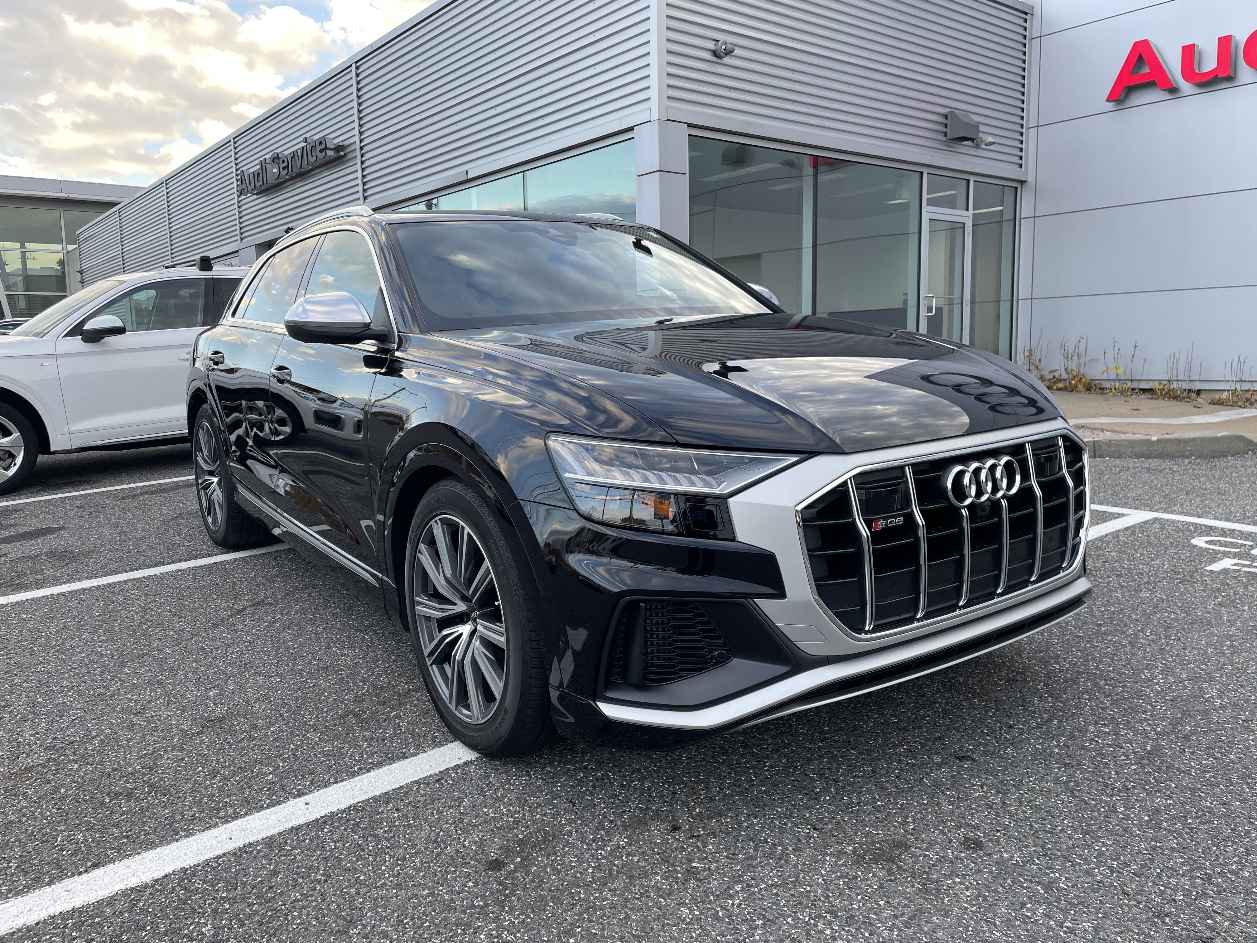 Certified 2023 Audi SQ8 Prestige AWD/4WD image 1