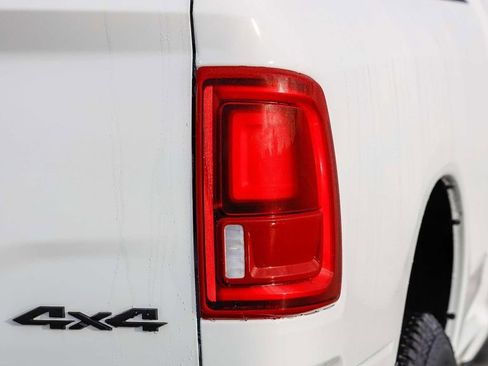 New 2026 RAM 2500 Laramie AWD/4WD image 10