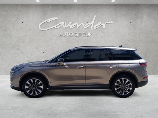 Used 2021 Lincoln Corsair Reserve w/ Equipment Group 201A FWD image 14