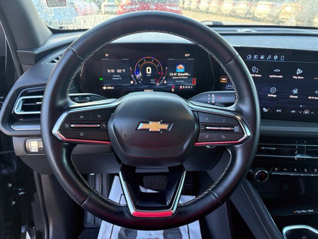 Used 2026 Chevrolet Traverse LT FWD image 15