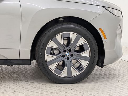 New 2026 BMW iX xDrive60 image 12