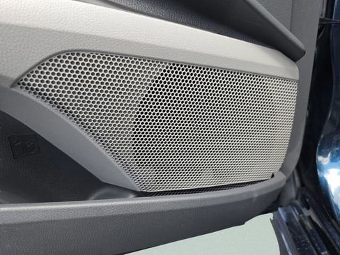 Used 2021 Toyota Camry SE image 29