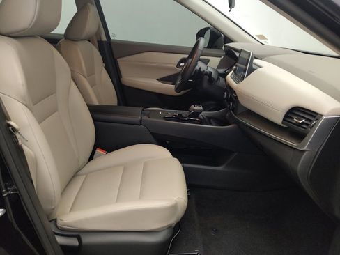 Used 2023 Nissan Rogue SV w/ SV Premium B Package FWD image 21