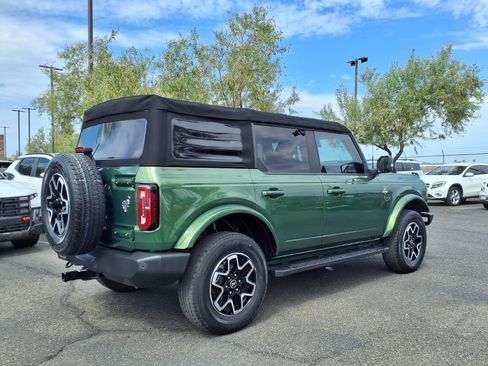 Used 2022 Ford Bronco Outer Banks AWD/4WD image 6
