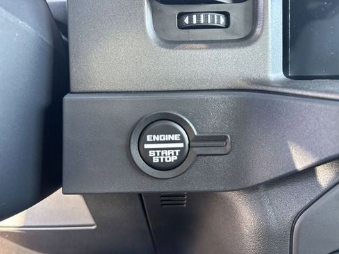 New 2025 Ford Bronco 4-Door w/ Sasquatch Package image 15