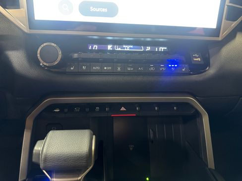 Certified 2025 Toyota Sequoia Limited w/ Tow Technology Package AWD/4WD image 12