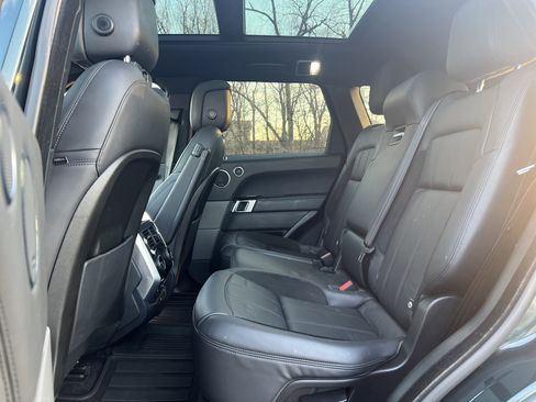 Used 2021 Land Rover Range Rover Sport HST image 29