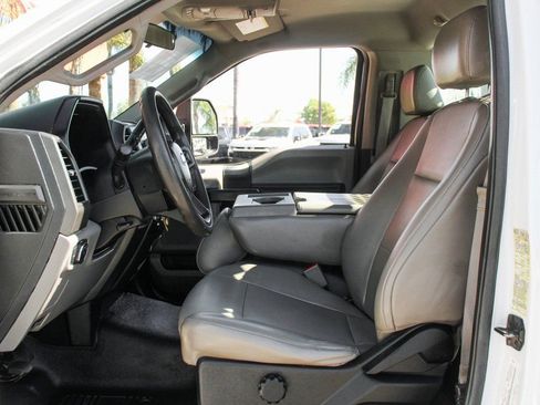Used 2019 Ford F450 XL w/ XL Value Package RWD image 17