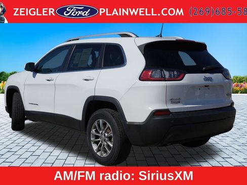 Used 2021 Jeep Cherokee Latitude Plus AWD/4WD image 3