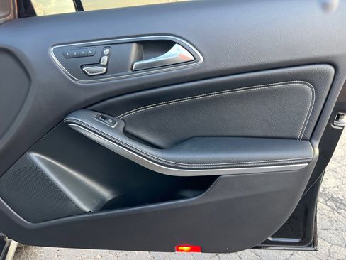 Used 2019 Mercedes-Benz GLA 250 4MATIC image 19