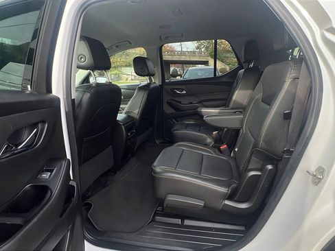 Used 2019 Chevrolet Traverse LT w/ LT Premium Package image 27