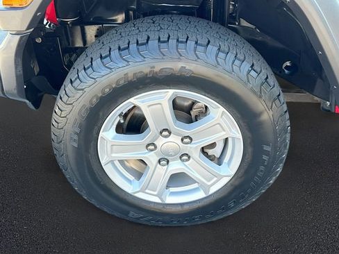 Used 2018 Jeep Wrangler Unlimited Sport S AWD/4WD image 29