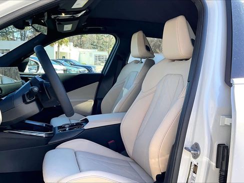 New 2026 BMW X3 xDrive30 image 9