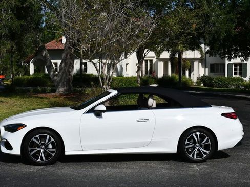 Used 2024 Mercedes-Benz CLE 300 4MATIC Cabriolet w/ Driver Assistance Package image 34