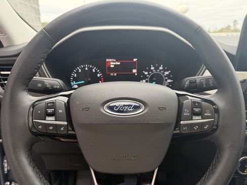 Used 2022 Ford Escape SEL image 23