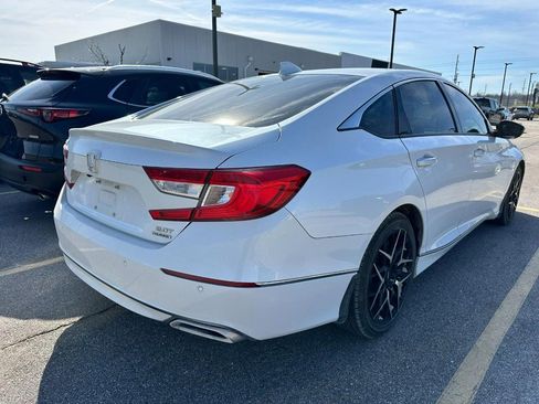 Used 2021 Honda Accord Touring image 15