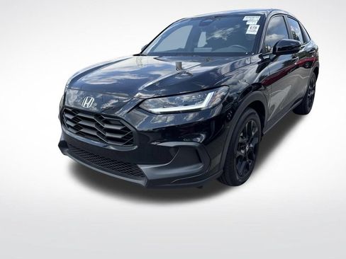 Used 2025 Honda HR-V Sport image 3