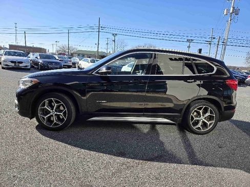 Used 2017 BMW X1 xDrive28i image 6