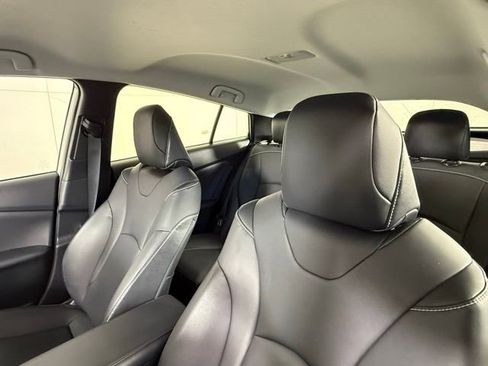 Used 2021 Toyota Prius Prime Limited image 14