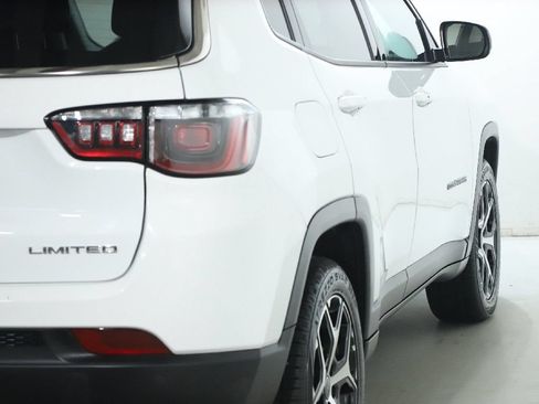 Used 2025 Jeep Compass Limited AWD/4WD image 44