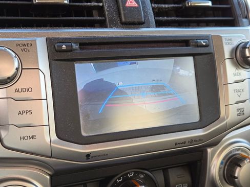 Used 2016 Toyota 4Runner SR5 image 11