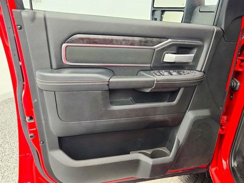 Used 2024 RAM 2500 Big Horn w/ Night Edition image 10