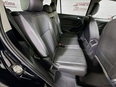 Used 2023 Volkswagen Tiguan SE FWD image 29