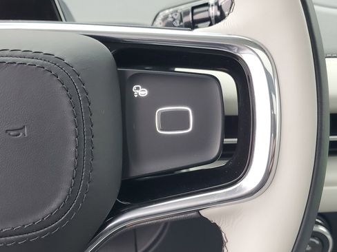 New 2025 Lincoln Navigator Reserve image 18