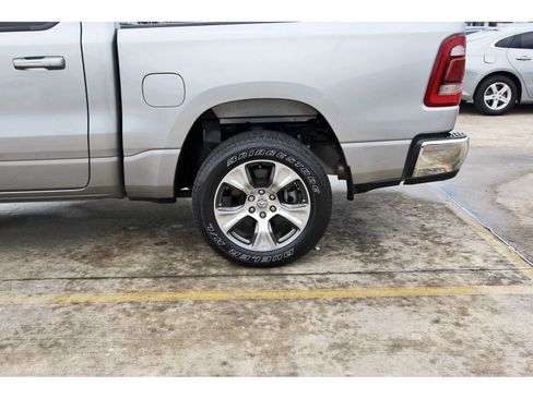 Used 2024 RAM 1500 Laramie AWD/4WD image 31