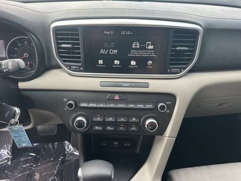Certified 2021 Kia Sportage LX FWD image 22