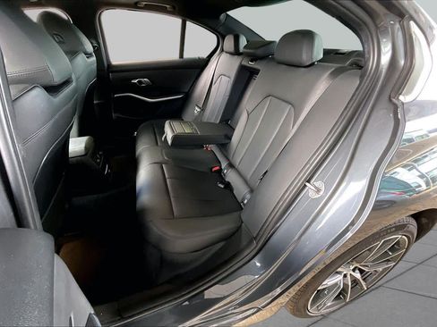 Used 2019 BMW 330i xDrive Sedan w/ Driving Assistance Package AWD/4WD image 21