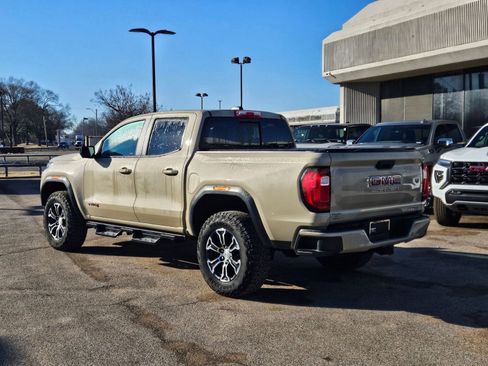 Used 2024 GMC Canyon AT4 w/ Technology Package image 3