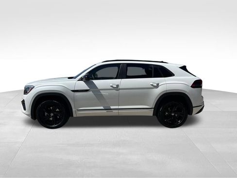 New 2026 Volkswagen Atlas Cross Sport SEL R-Line AWD/4WD image 2