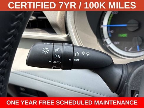 Used 2023 Toyota Highlander XLE FWD image 27