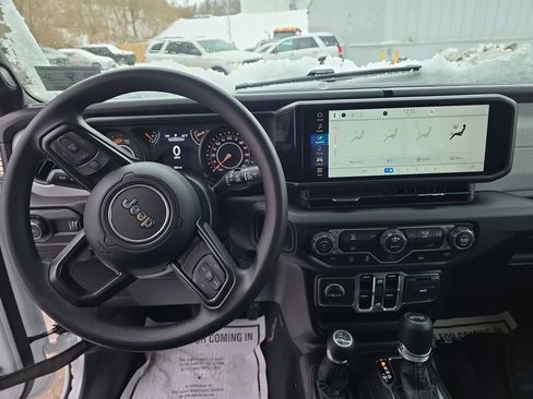 New 2026 Jeep Wrangler Unlimited Sport AWD/4WD image 15