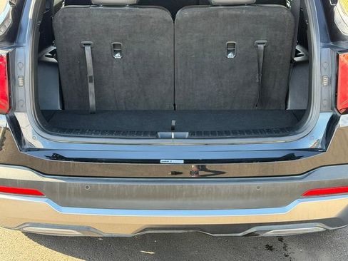 Used 2024 Kia Sorento S image 4